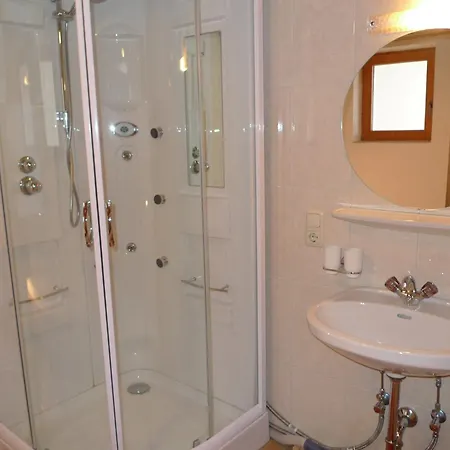 Single Martlerhof Apartment Tux